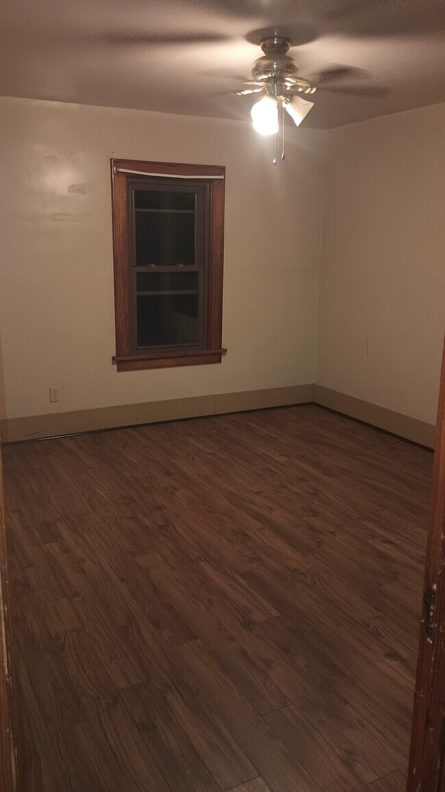 Building Photo - 3316 Overbrook Dr