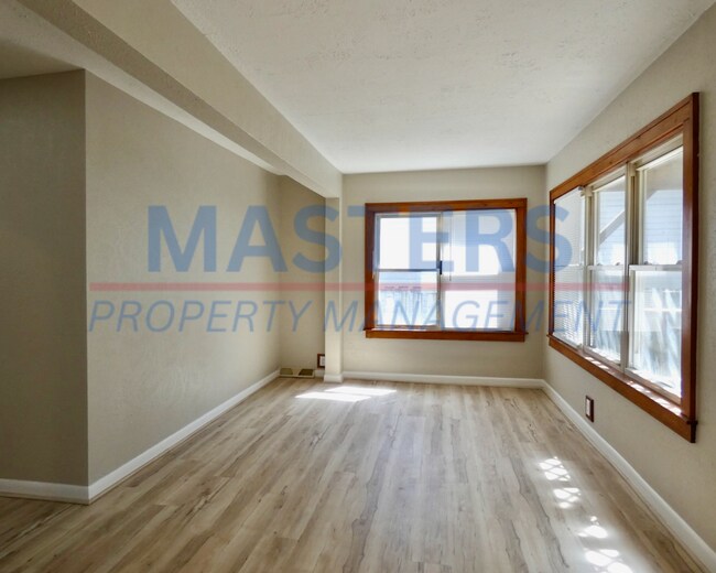 Building Photo - 1732 Newport Ave