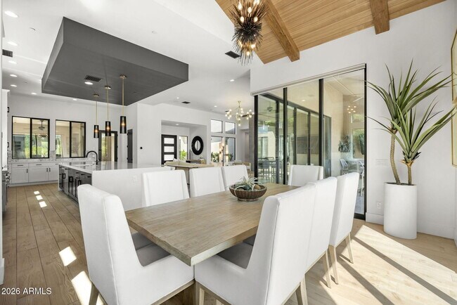 Building Photo - 13267 E Ranch Gate Rd