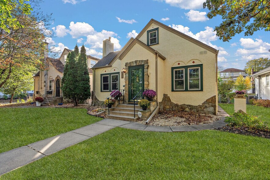 Building Photo - 5252 Drew Ave S