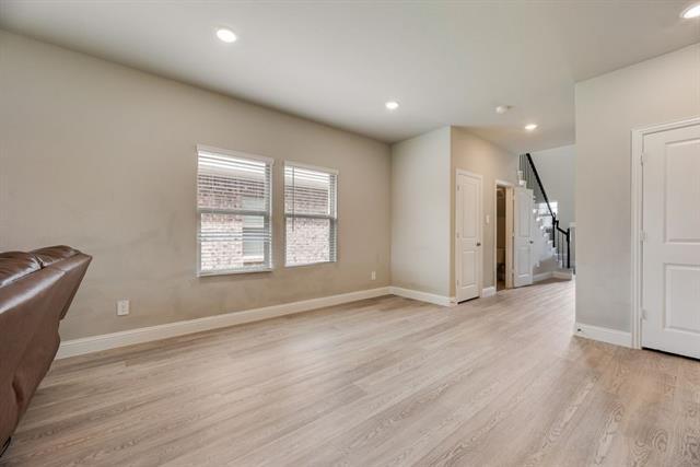 Building Photo - 605 Willet Dr