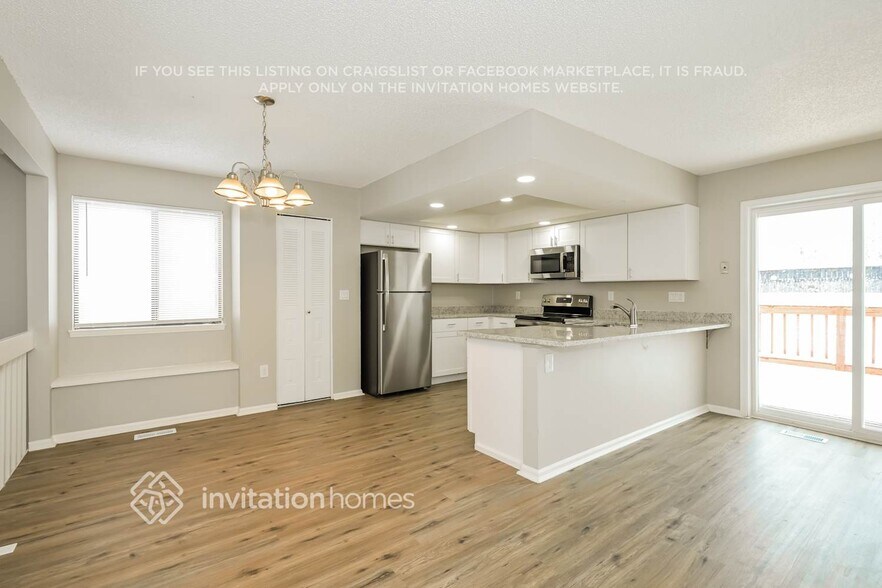 Building Photo - 18856 E Utah Cir