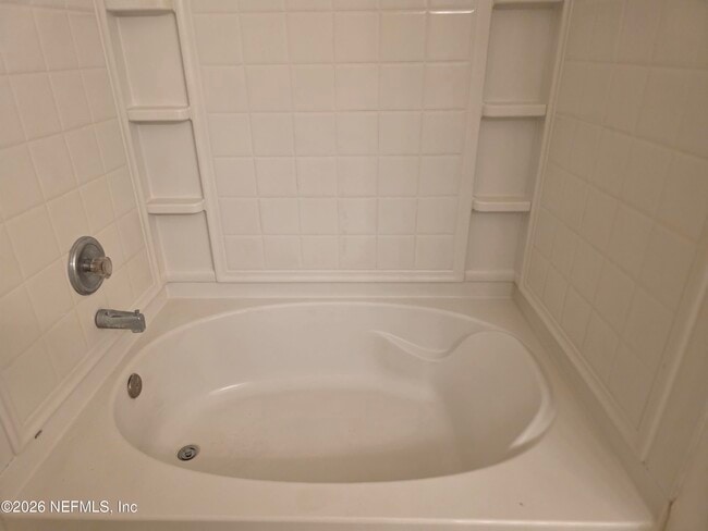 Building Photo - 5717 Parkstone Crossing Dr