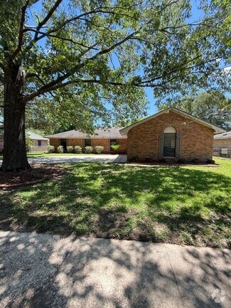 Building Photo - 1893 Dabney Dr