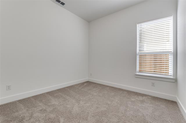 Building Photo - 2534 Southland St