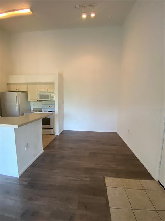 Building Photo - 1229 Bermuda Lakes Ln