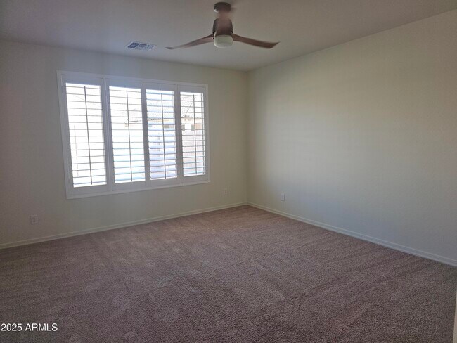 Building Photo - 8622 W Rancho Dr