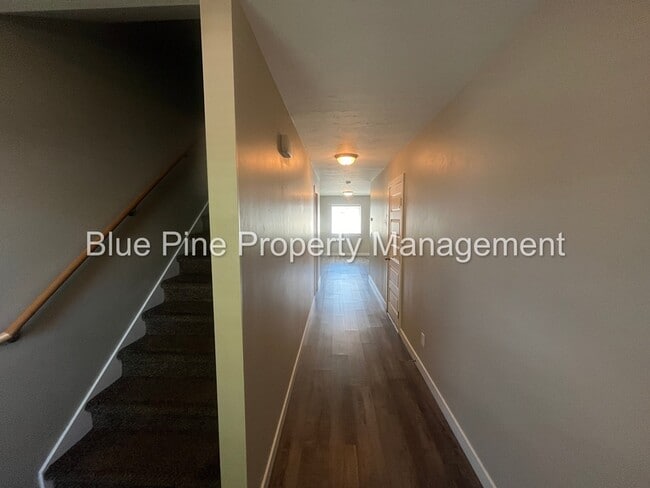 Building Photo - 2853 Murwood