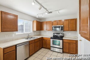 Building Photo - 1647 Spice Spring