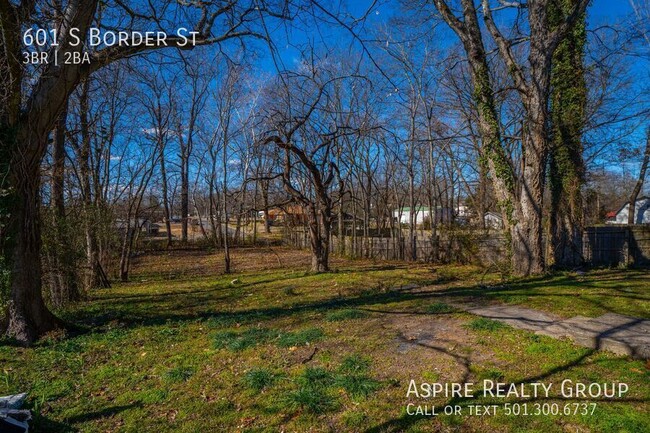 Building Photo - Completely updated 3 bedroom Benton Home