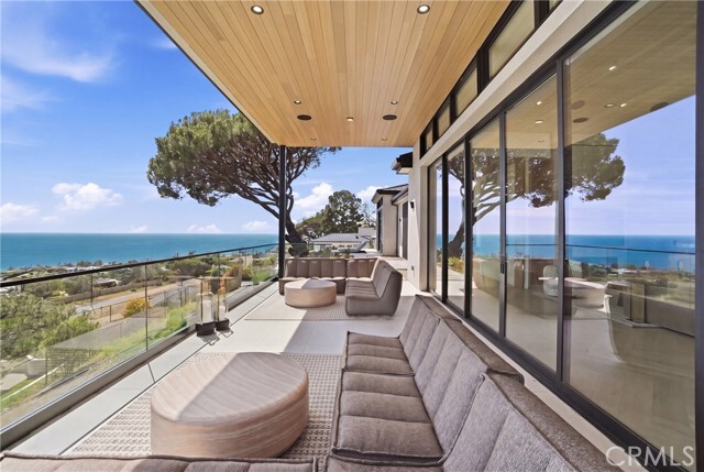 Building Photo - 5520 Horizon Dr