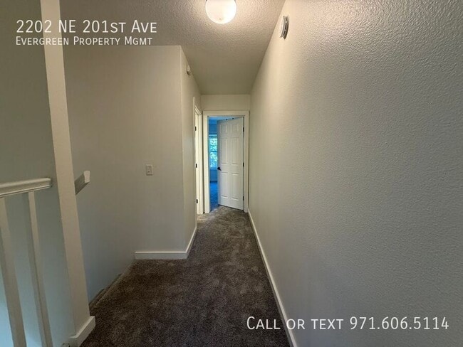 Building Photo - 2202 NE 201st Ave