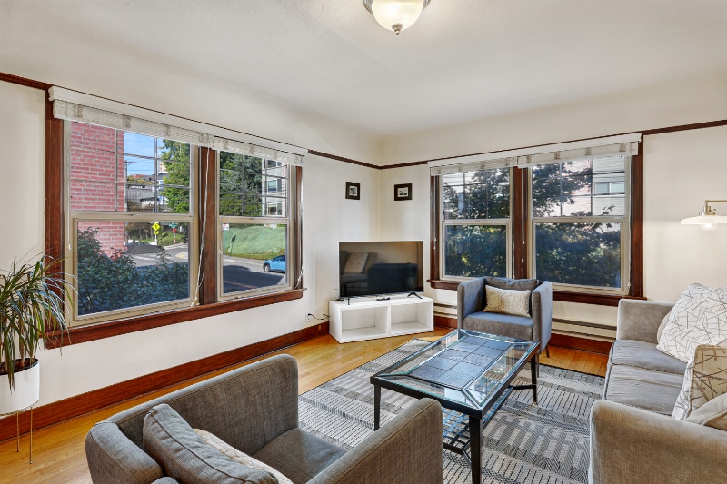 Building Photo - 311 12th Ave E