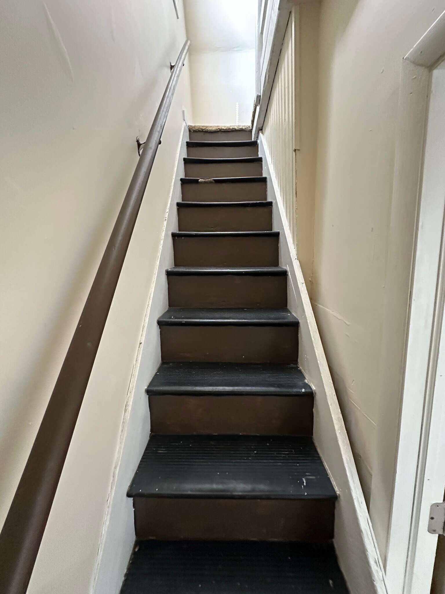 Building Photo - 134 Sherman St