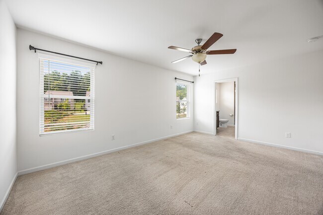 Building Photo - 4213 Stockbrook Dr