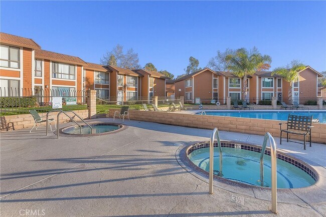 Building Photo - 25885 Trabuco Rd