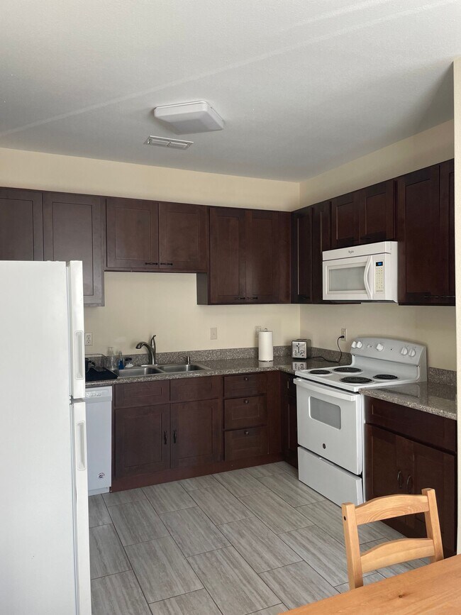Building Photo - Brand New 1 Bedroom / 1 Bathroom Apartments in Lindale!