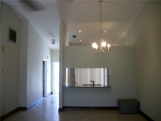 Building Photo - 4953 E Lakes Dr