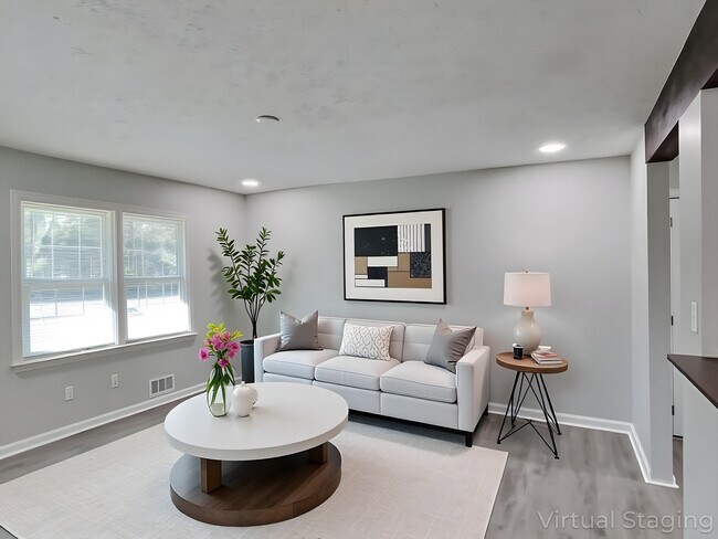 Building Photo - 944 Scoggins Rd