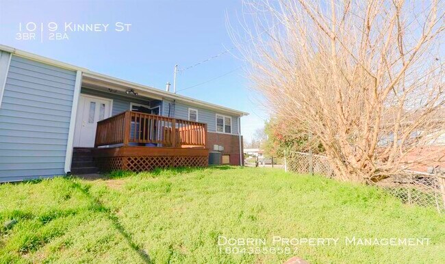 Building Photo - 1019 Kinney St