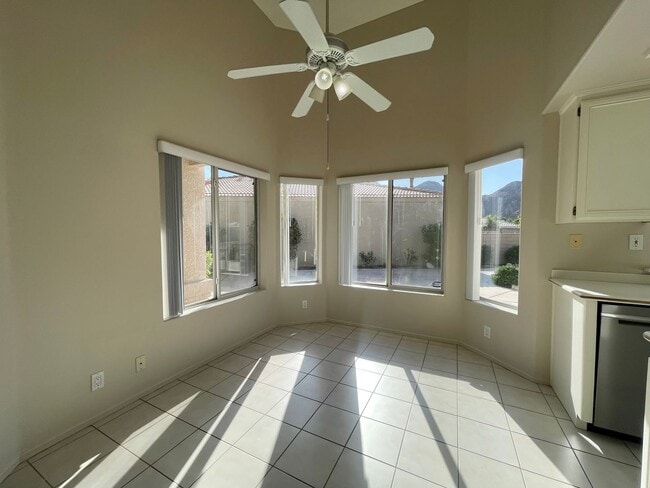 Building Photo - AVAILABLE NOW  ! LOVELY 3 Bedroom/ 2 Bathroom Home in Laguna De La Paz!