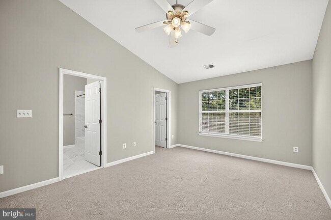 Building Photo - 8381 Millwood Dr