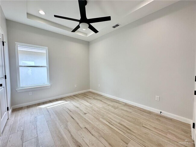 Building Photo - 2800 Kilgore Ave