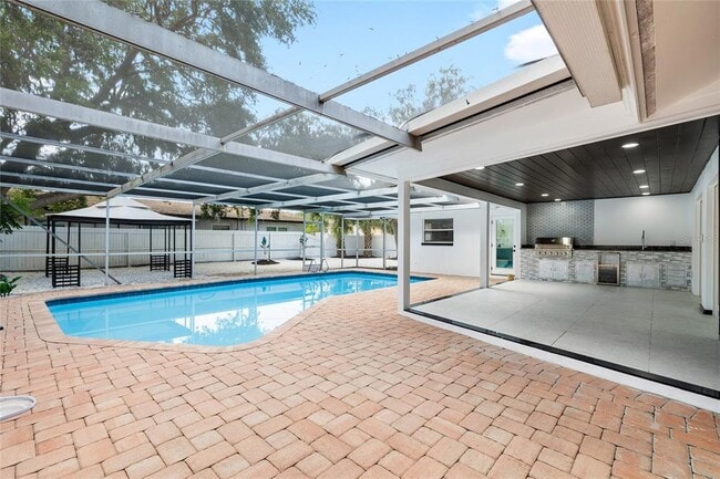Building Photo - 2306 S San Jose Cir