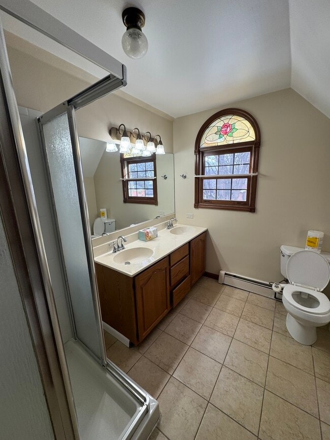 Building Photo - 21 Glenwood St