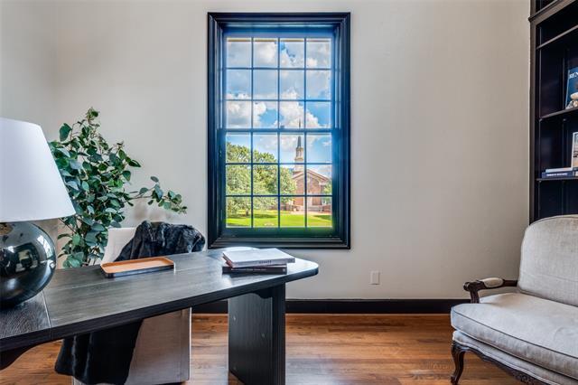 Building Photo - 3400 Shenandoah St