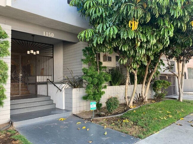 Building Photo - 1.0 bedroom in Los Angeles California 90029