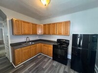 Building Photo - 746 N 11th St