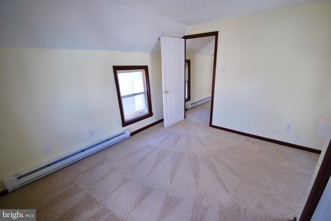 Building Photo - 107 9th Ave