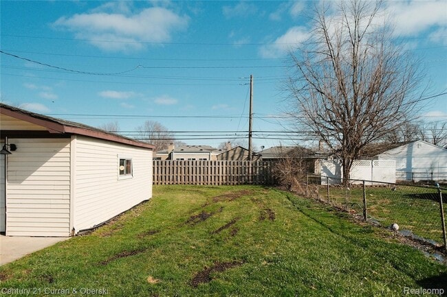 Building Photo - 22619 Furton St