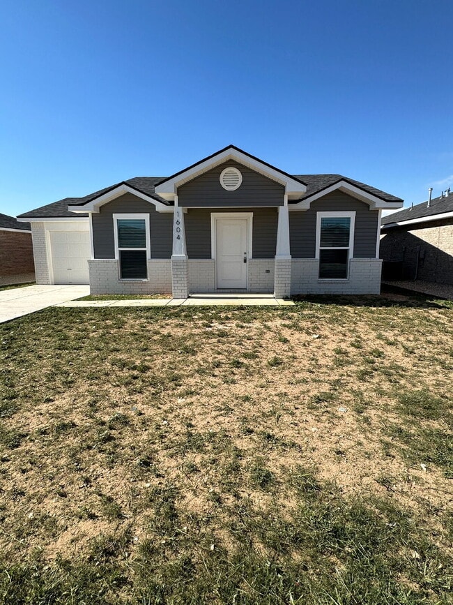Primary Photo - Welcome to this charming home in Cooper ISD!