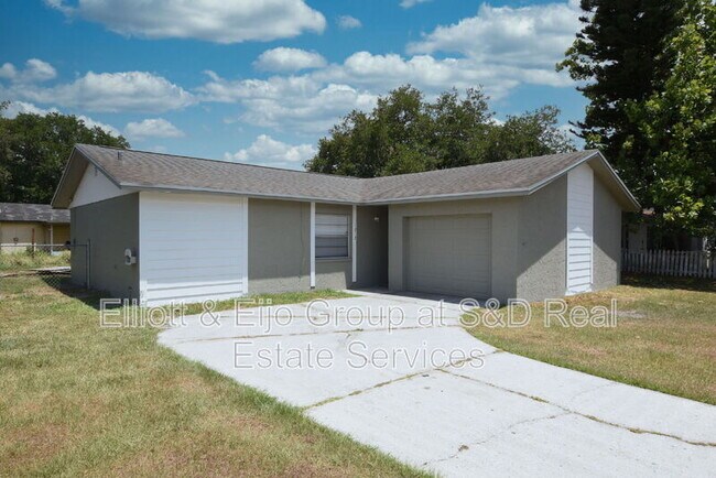 Primary Photo - 1212 Waterview Blvd W
