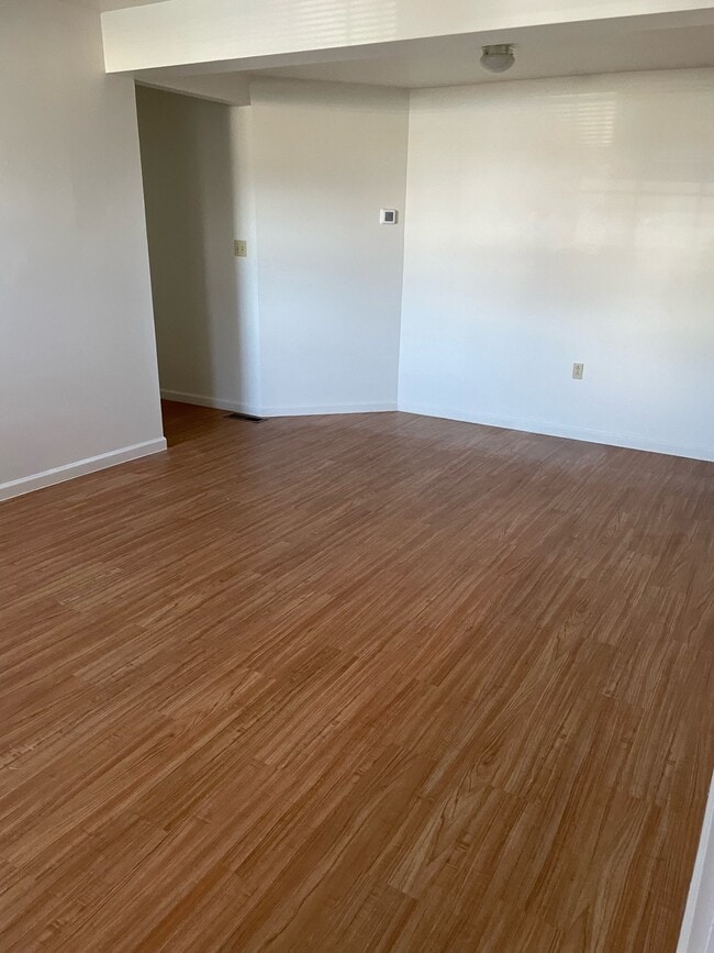 Building Photo - Mulberry Hill Apartments
