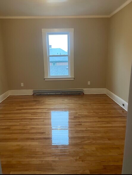 Building Photo - 14 Park St