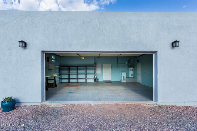 Building Photo - 290 Via Mantaraya