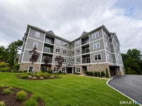 Building Photo - 301 Bridgeport Ave
