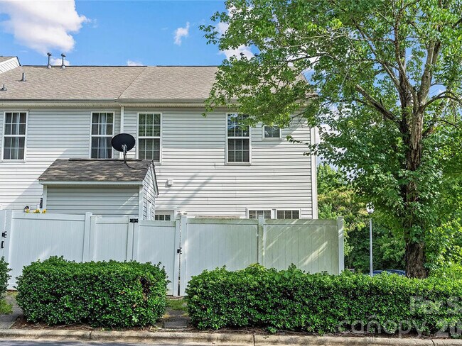 Building Photo - Earn Wealth While Leasing – Like a Homeowner – Lease to Own