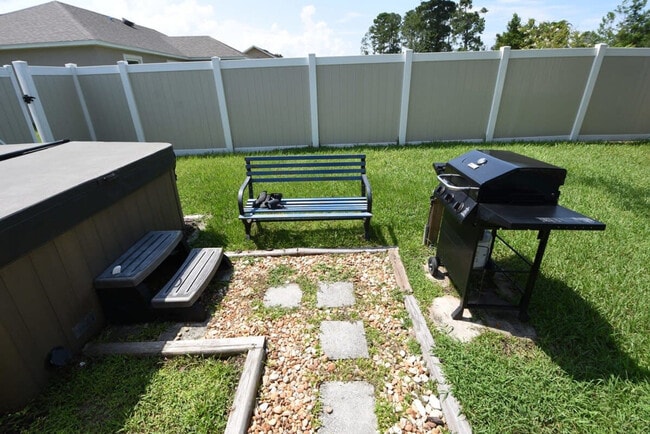 Building Photo - 59 Fallen Oak Ln