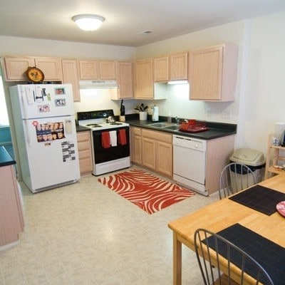 Interior Photo - Red Wolf Crossing
