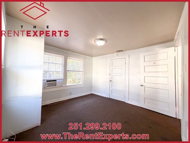 Building Photo - 156 Hemley Ave