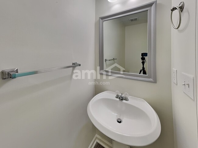 Building Photo - 5179 Centennial Creek View NW