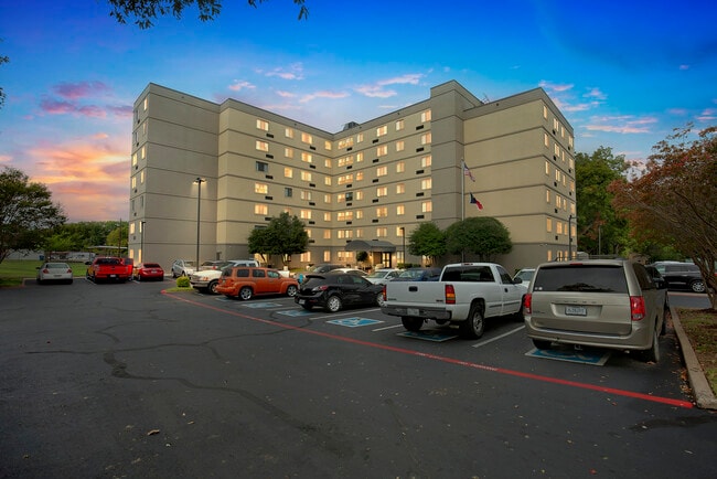 Primary Photo - Friendship Towers Corsicana