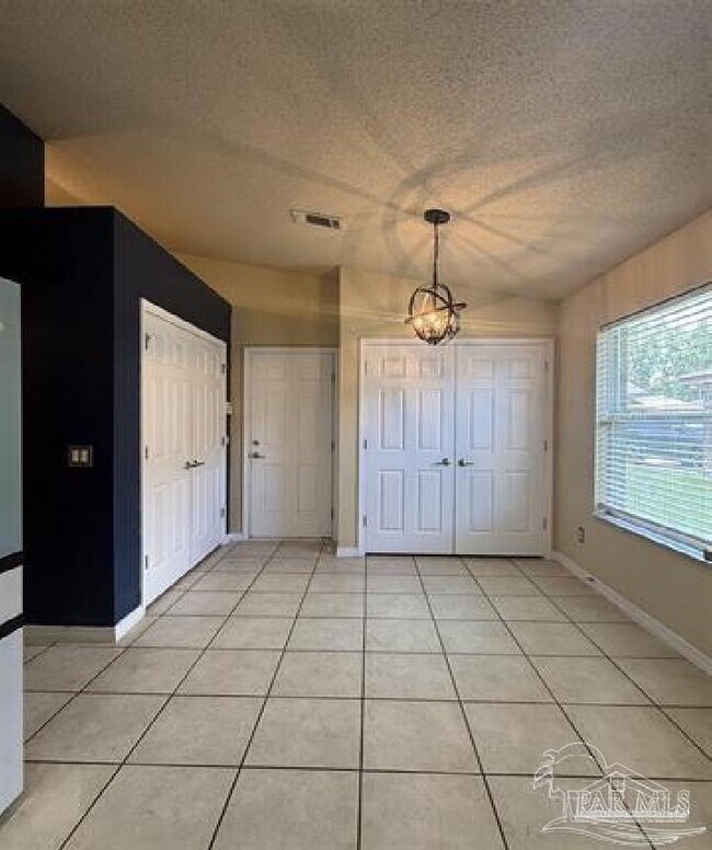 Building Photo - 4907 Makenna Cir