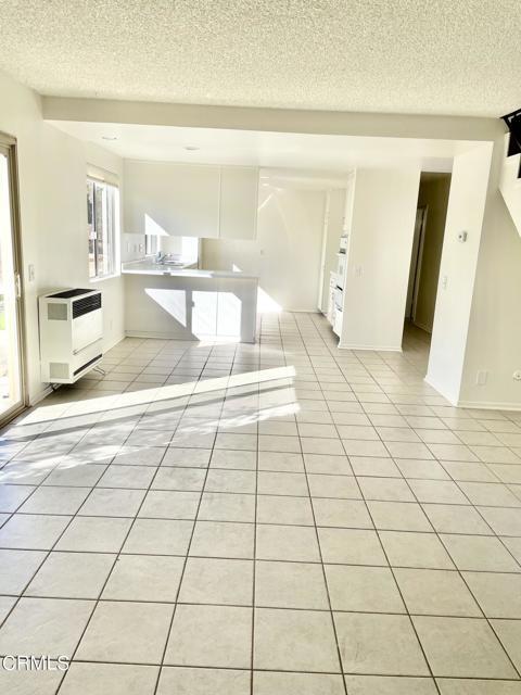 Building Photo - 9401 Petit Ct