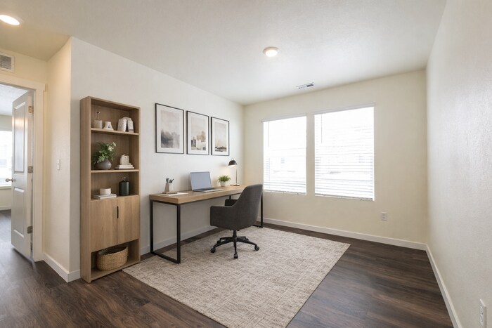 Building Photo - 13560 Oneida Ln