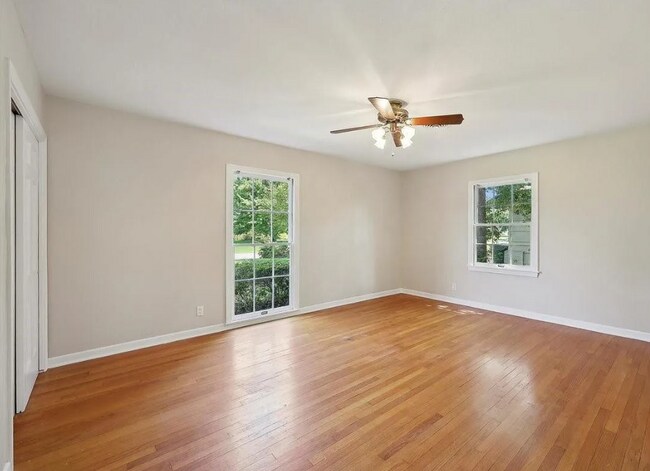 Building Photo - 1175 N 23rd St